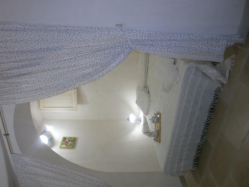 Trullo Villa Giuliana Con Giardino Posizione Panoramica Free Wifi أوستوني الغرفة الصورة