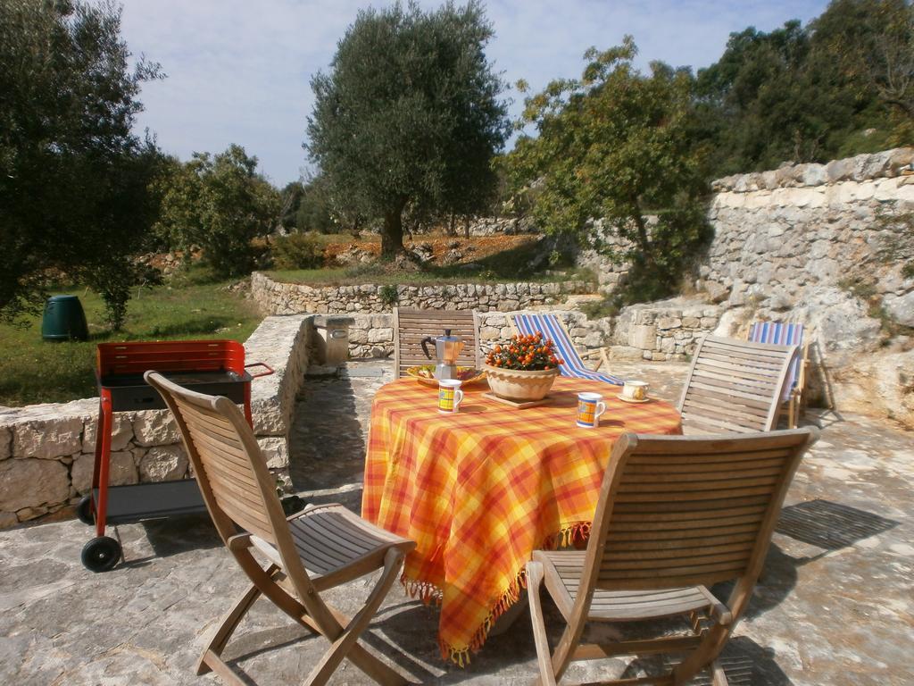 Trullo Villa Giuliana Con Giardino Posizione Panoramica Free Wifi أوستوني الغرفة الصورة